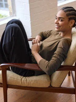 Olive Green Long Sleeve Crew Neck T-Shirt