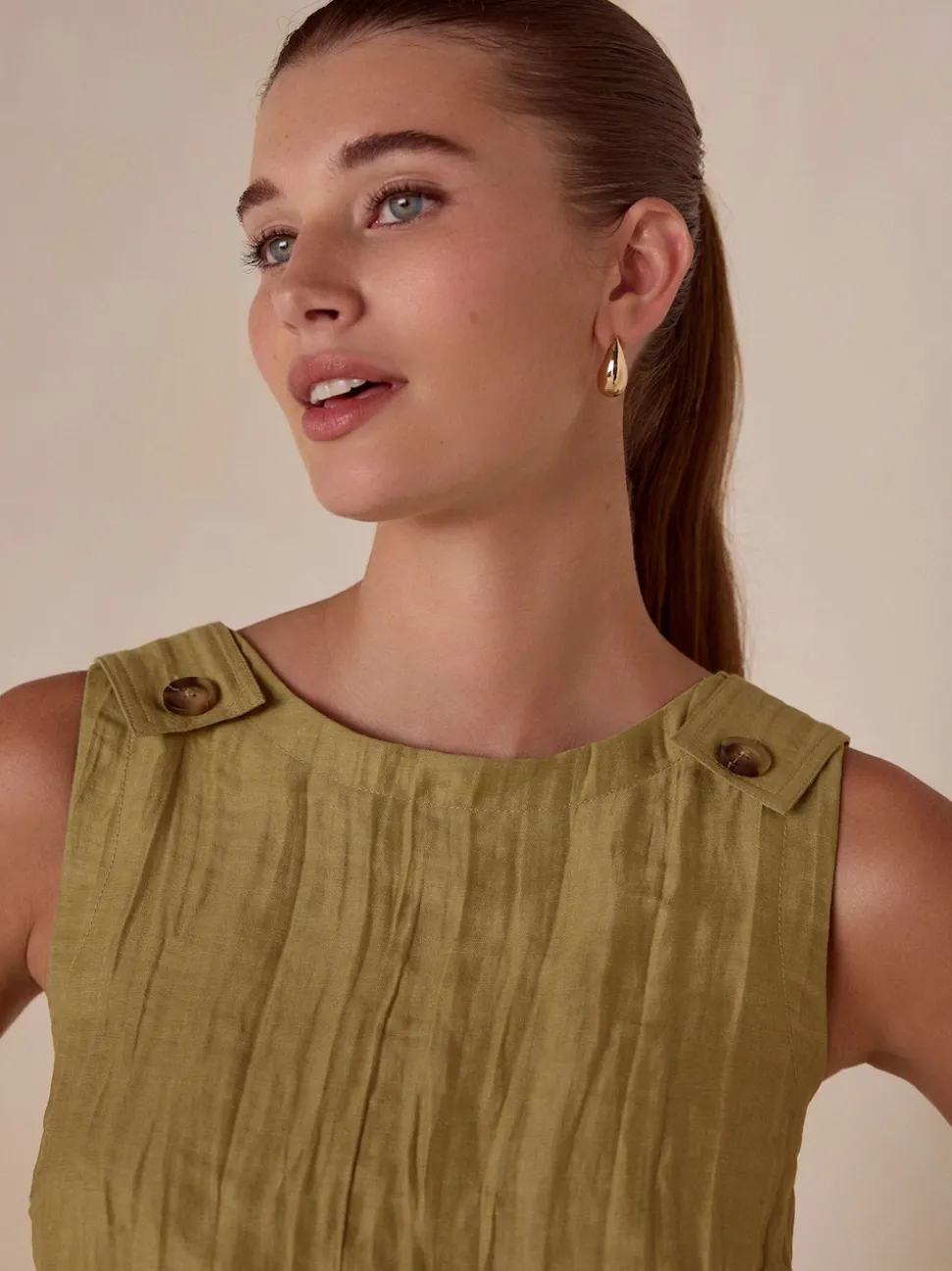 Olive Green N. Premium Linen Rich Shell Top