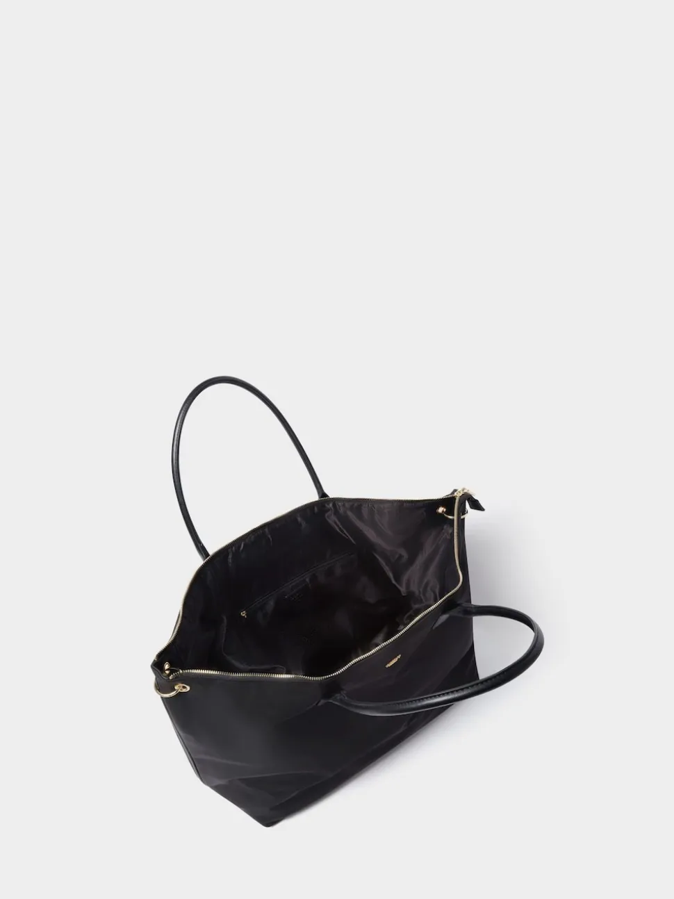 Osprey London Black The Voyage Nylon Weekender Bag