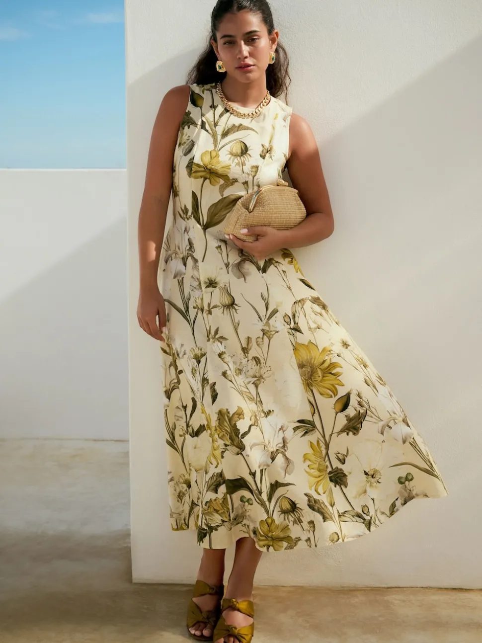 Pastel Yellow Floral Print Sleeveless Column A-Line Maxi Dress