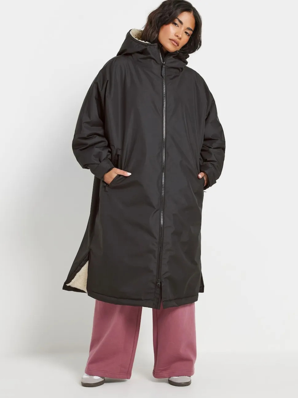 PixieGirl Petite Black Fleece Lined Changing Robe
