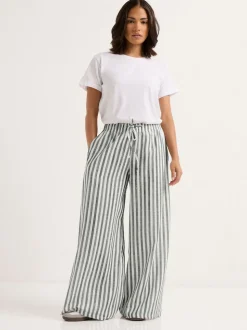 PixieGirl Petite Grey Stripe Wide Leg Trousers