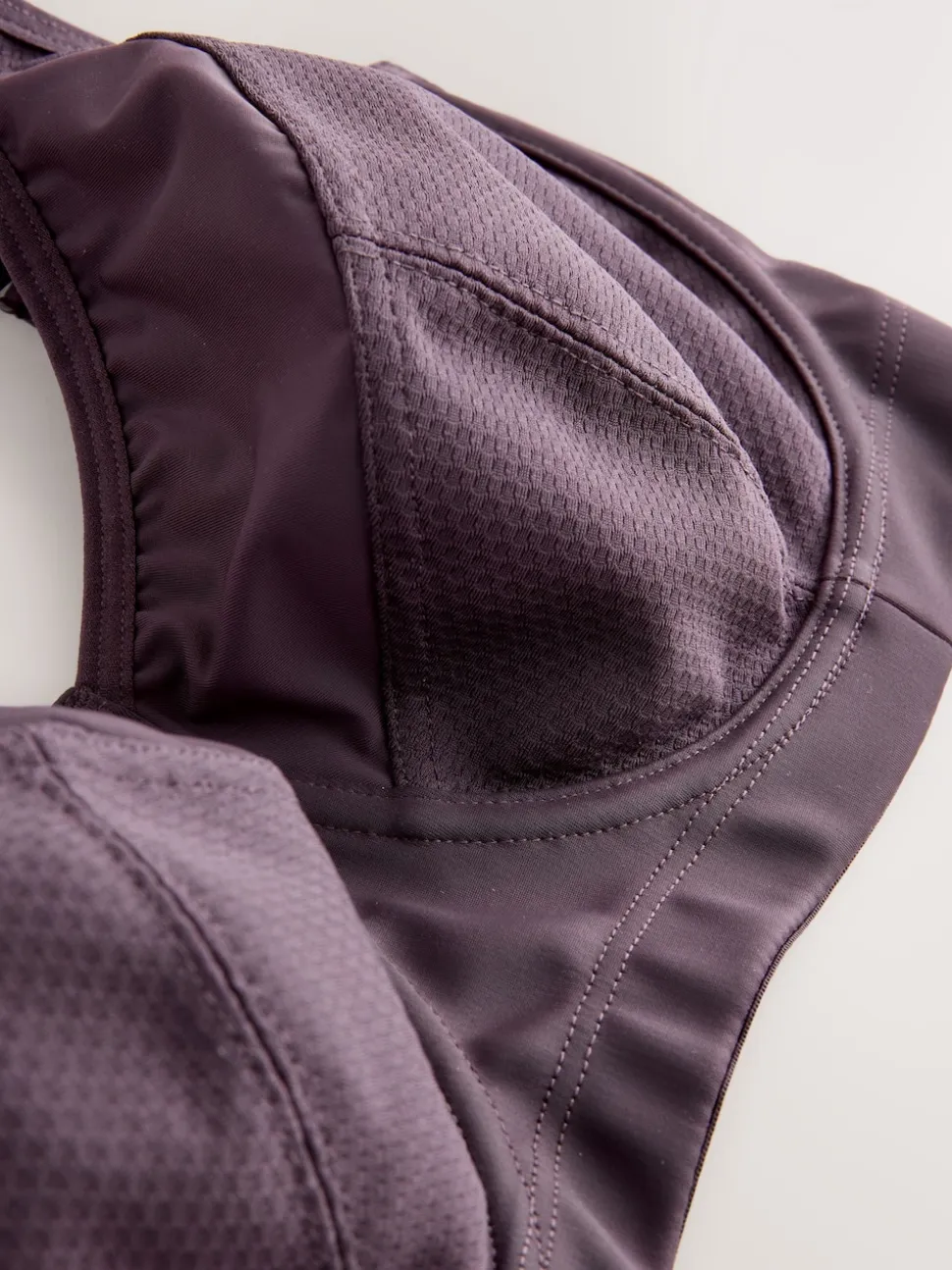 Plum Purple DD+ Non Pad Full Cup Dry Tech High Impact Sports Bra