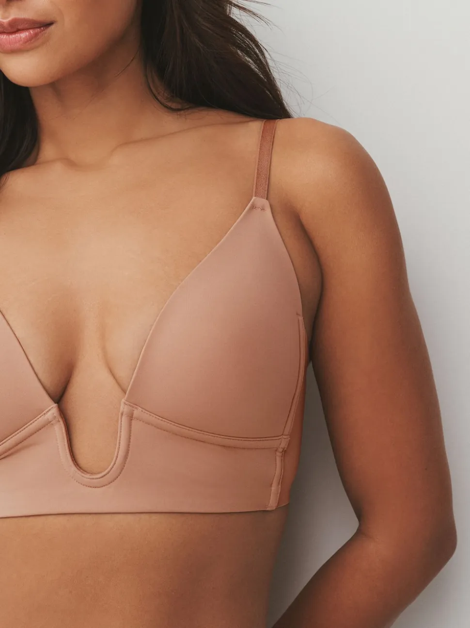 Praline Nude A-E Deep Plunge Multiway Bra