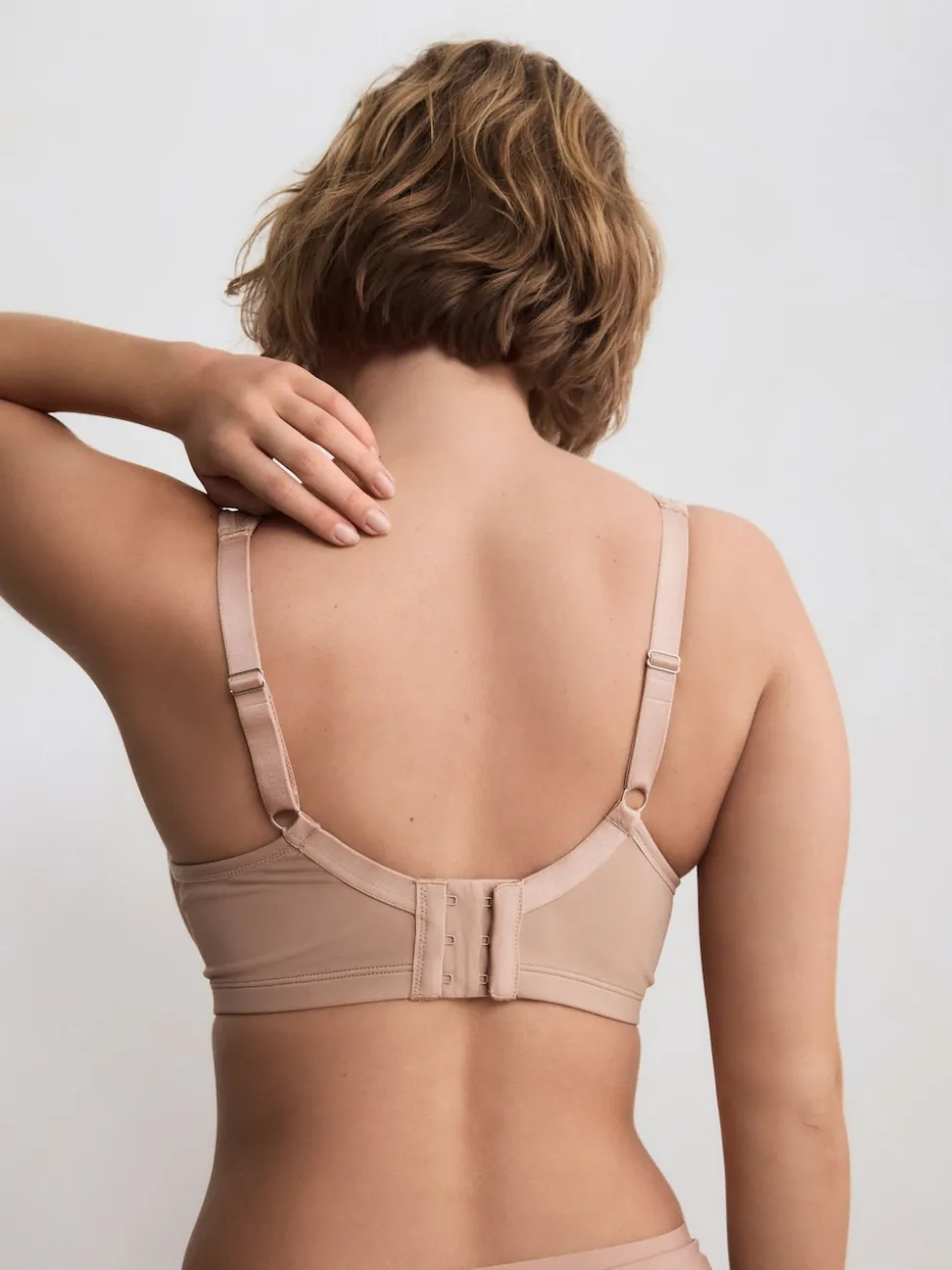 Praline Nude DD+ Supersoft Comfort Padded Strap Minimising Full Cup Bra