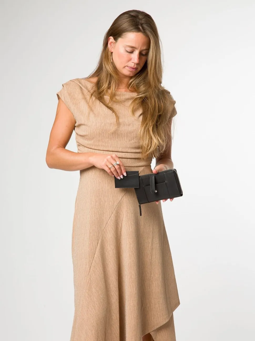 Pure Luxuries London April Leather Purse