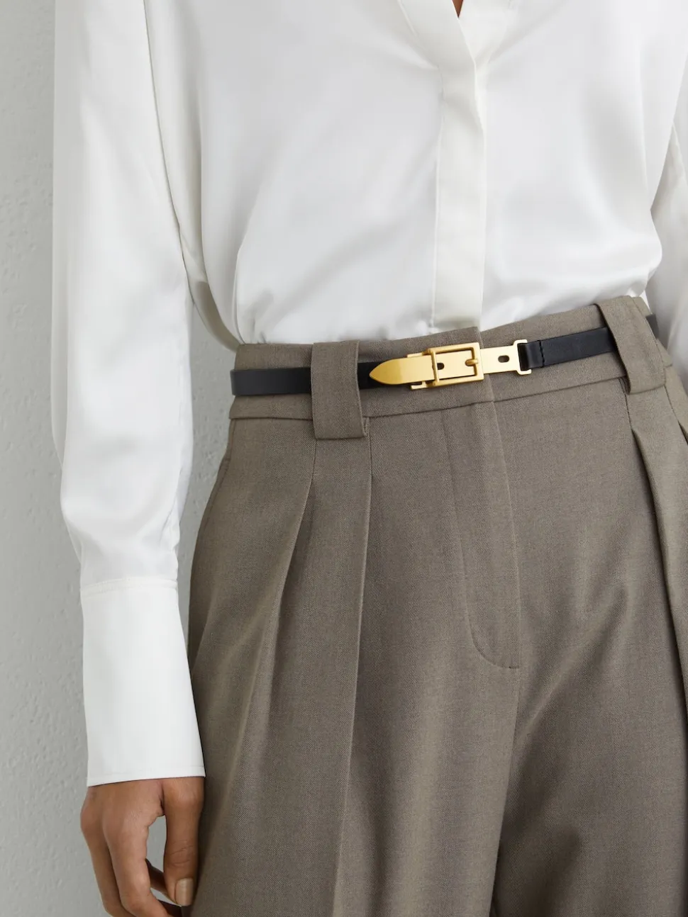 Reiss Black Cora Leather Buckle-Hardware Belt