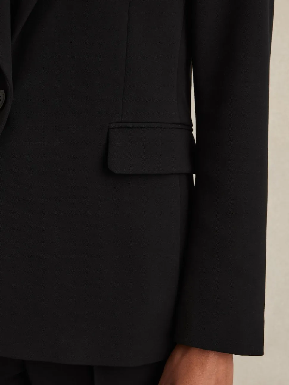 Reiss Black Gabi Petite Tailored Single Breasted Suit Blazer