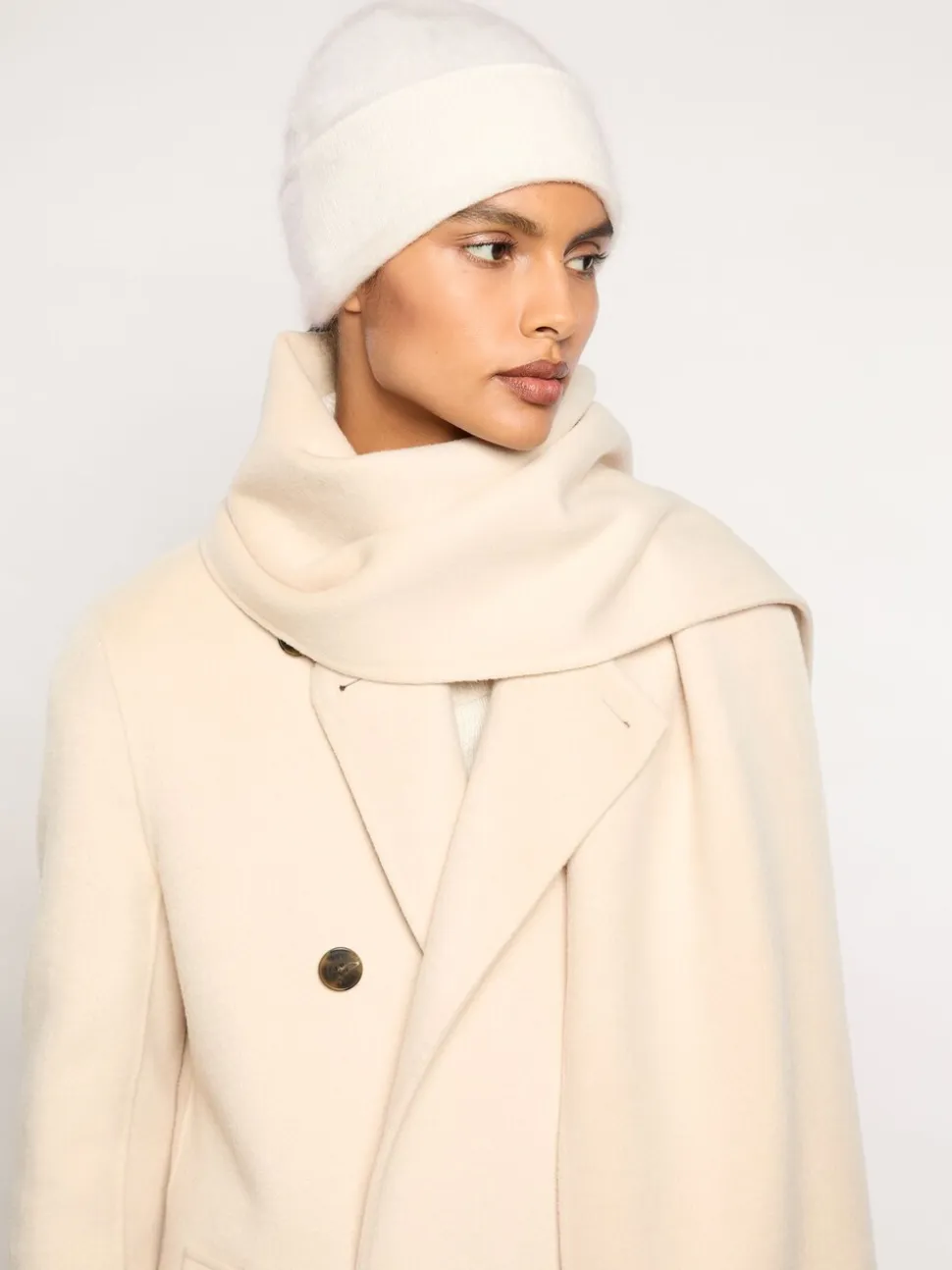Reiss Cream Alba 100% Cashmere Beanie