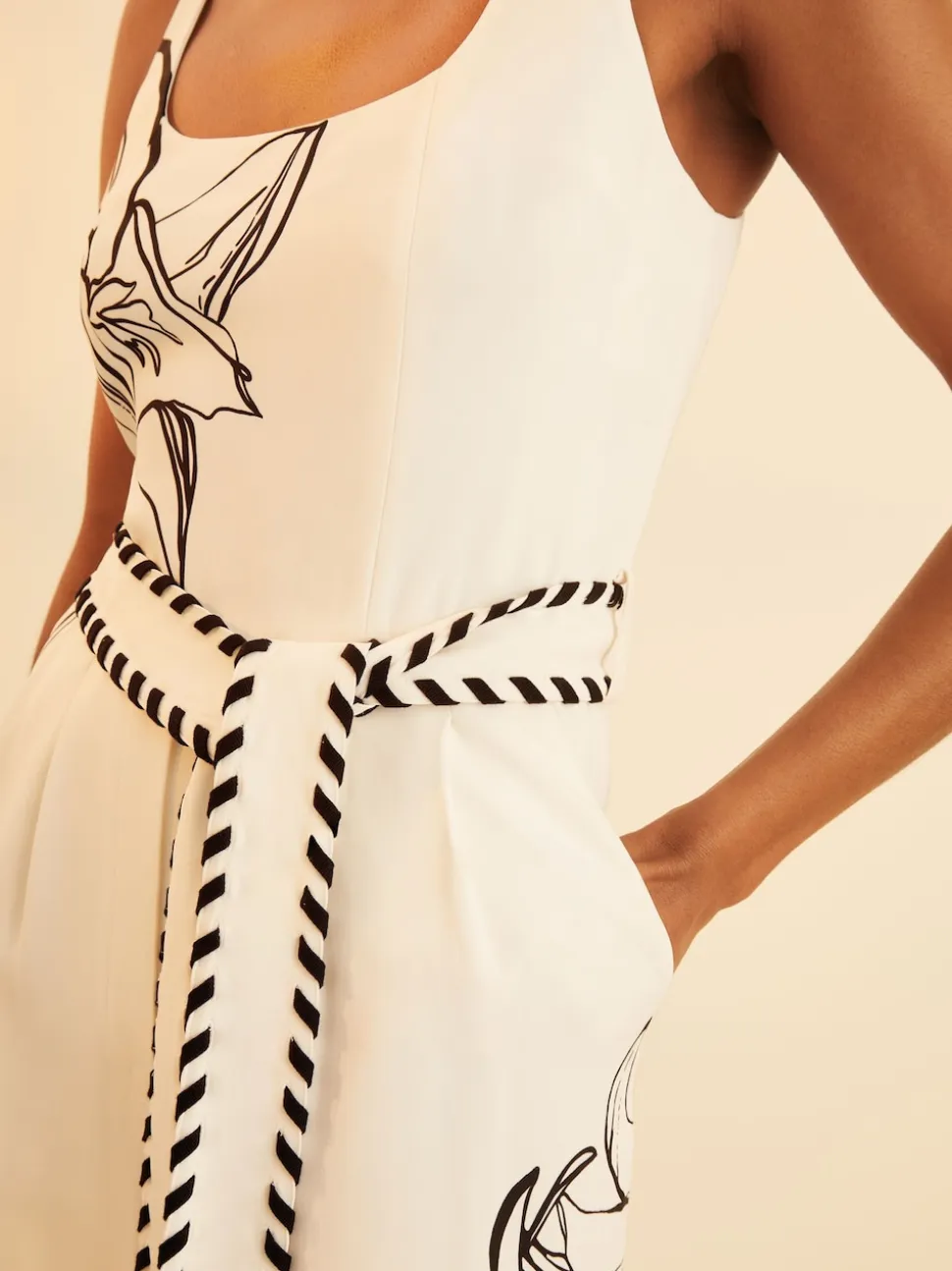 Reiss Ivory/Black Kinsley Reiss | NYBG Floral-Print Jumpsuit