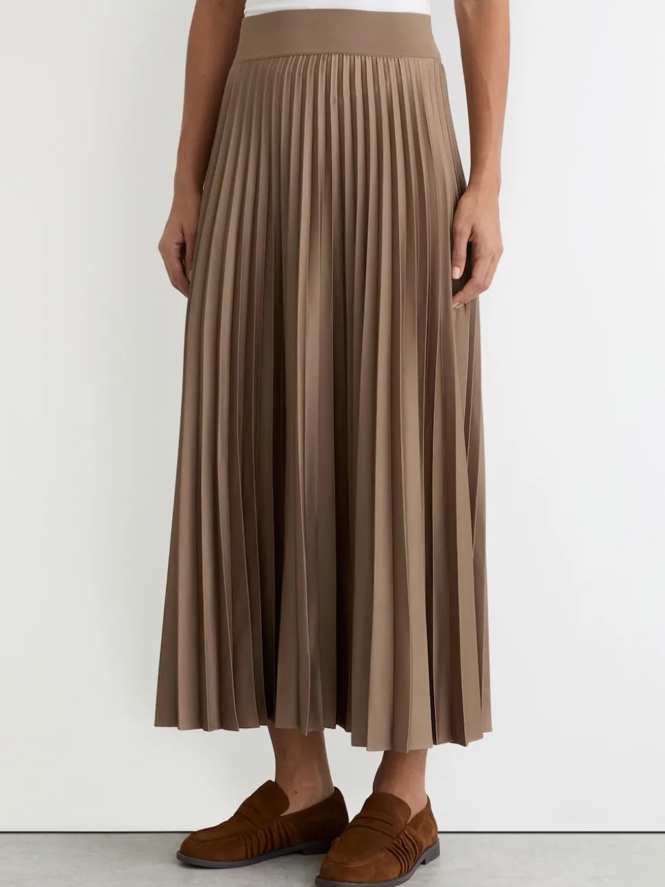 Reiss Mocha Brown Seren Pleated Midi Skirt