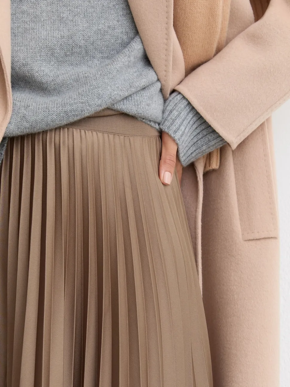 Reiss Mocha Brown Seren Pleated Midi Skirt