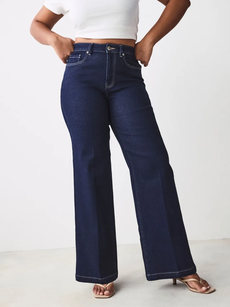 Rinse Blue Hourglass Wide Leg Jeans