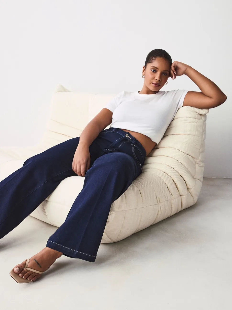 Rinse Blue Hourglass Wide Leg Jeans