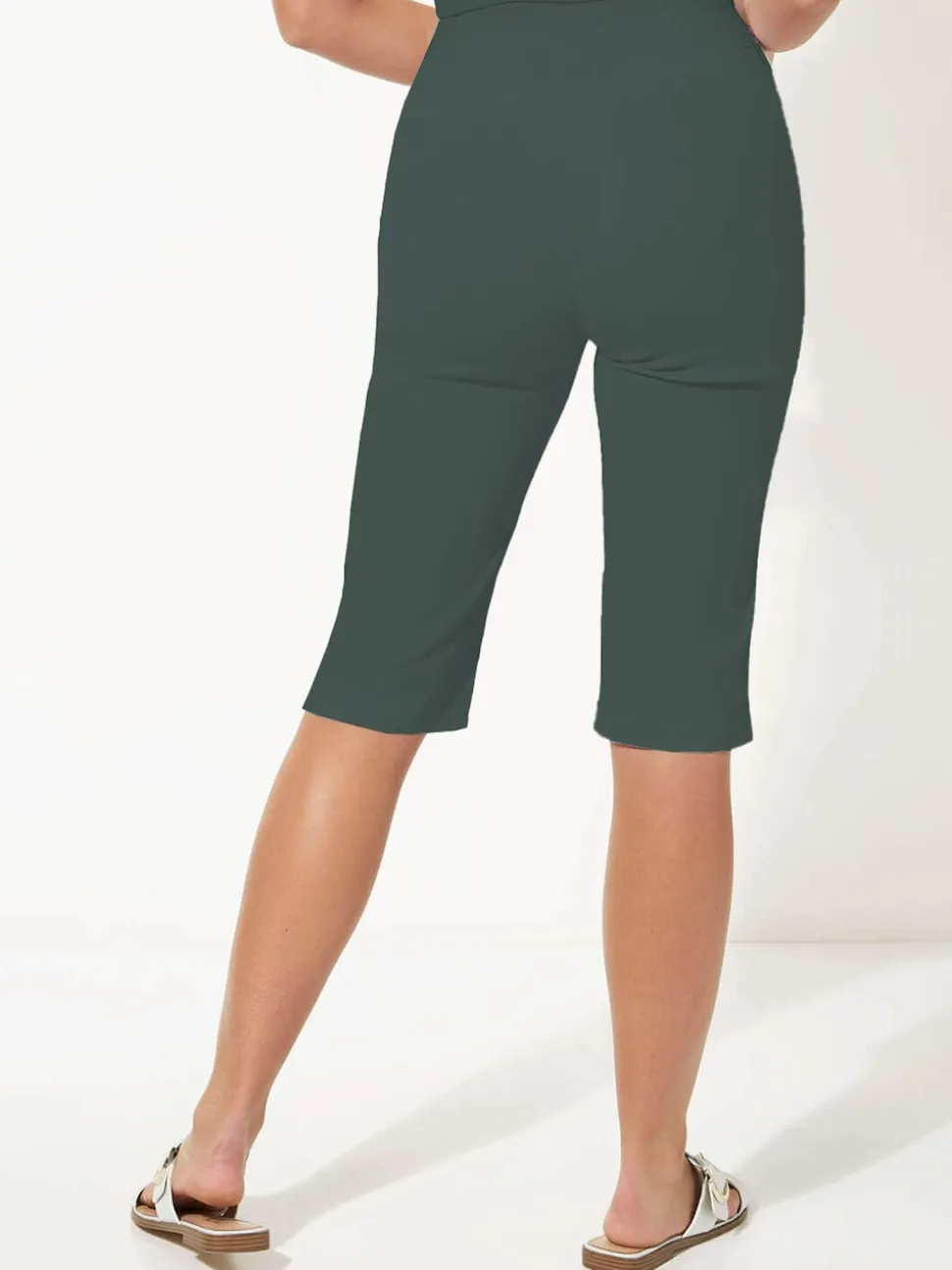 Roman Dark Green Knee Length Stretch Shorts