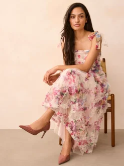 Rose Pink Point Toe Mid Heel Court Shoes