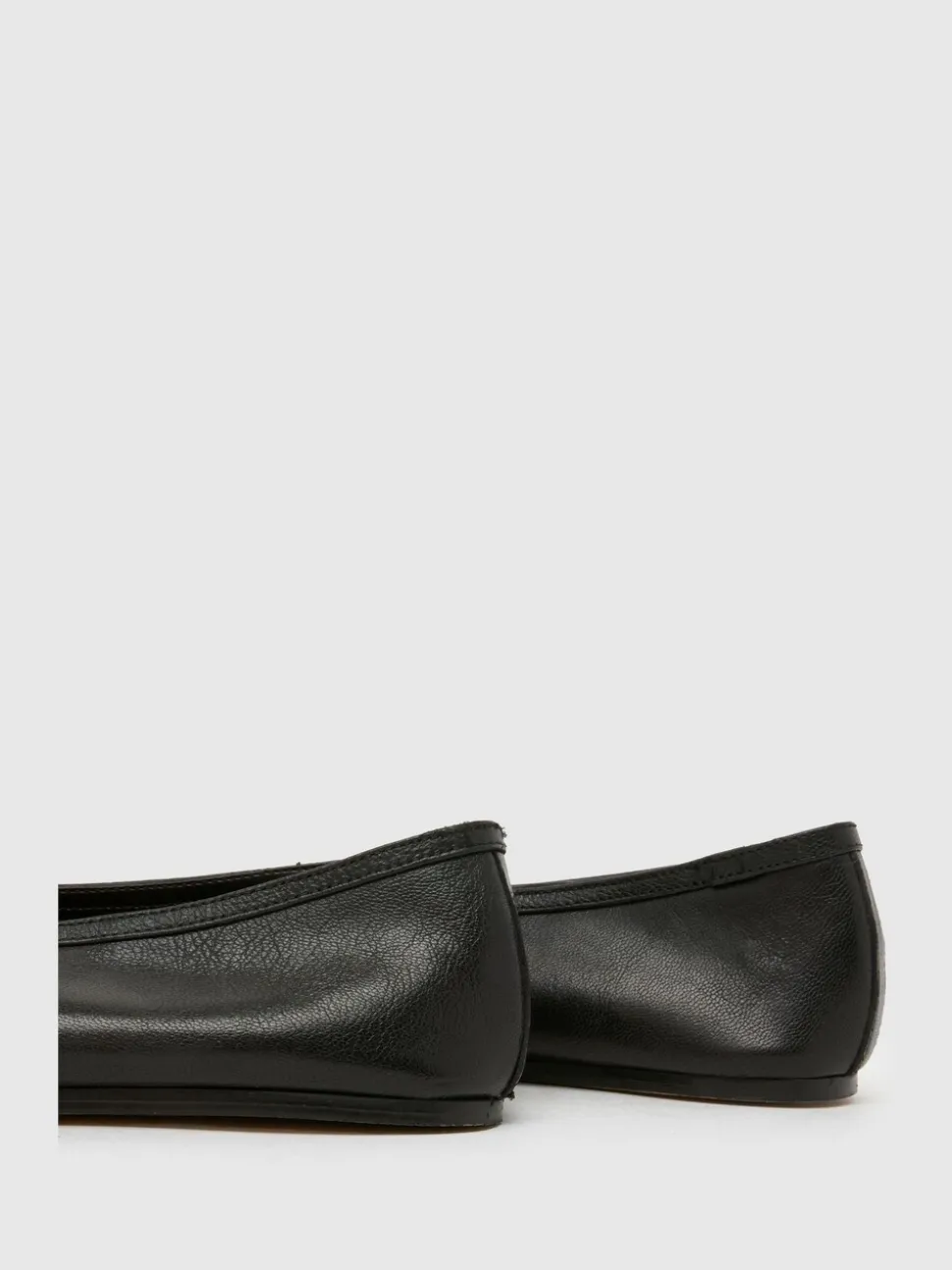 Schuh Black Lessie Suede Ballet Shoes
