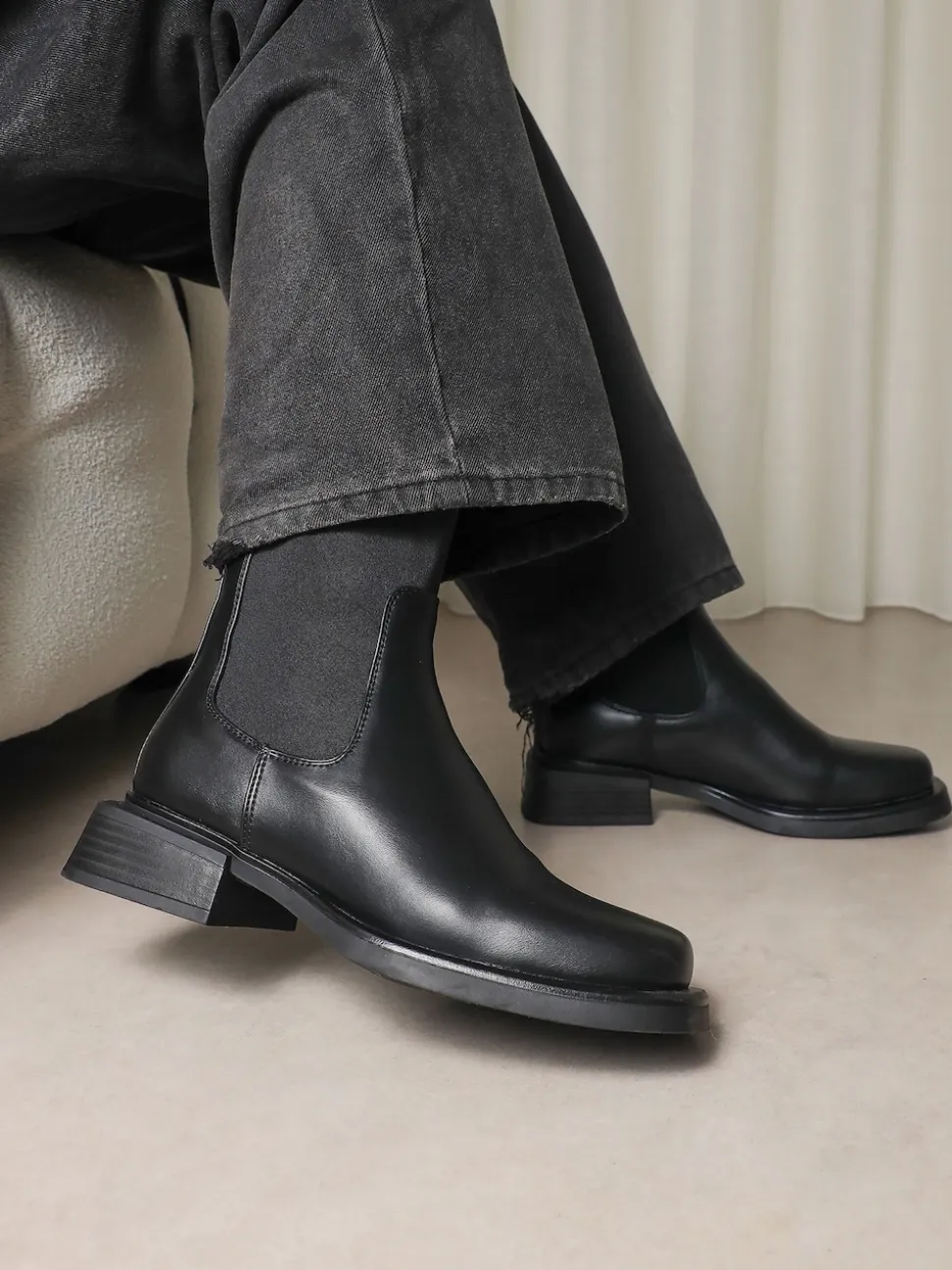 Simmi London Black Dorres Chelsea Ankle Boots