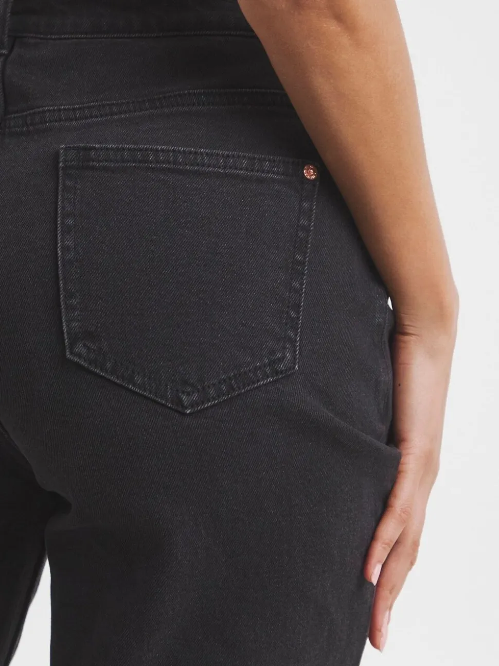 Simply Be Black 99/1 Relaxed Straight Leg Jeans