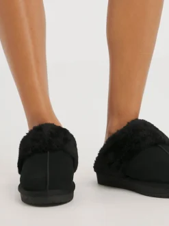 Simply Be Black Extra Wide Fit Faux Fur Lined Suede Mule Slippers