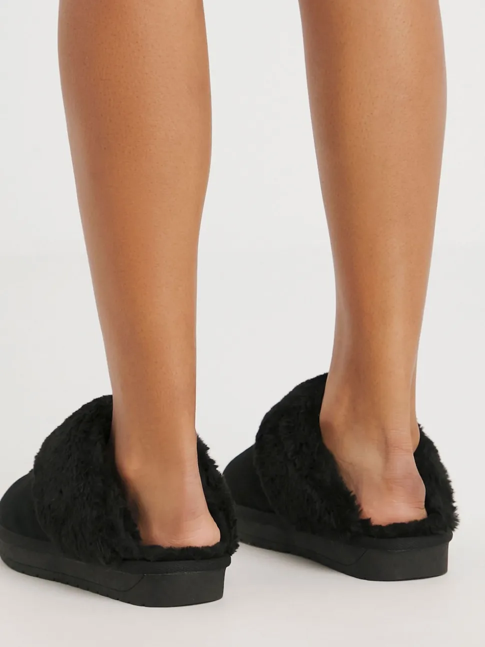 Simply Be Black Extra Wide Fit Faux Fur Lined Suede Mule Slippers