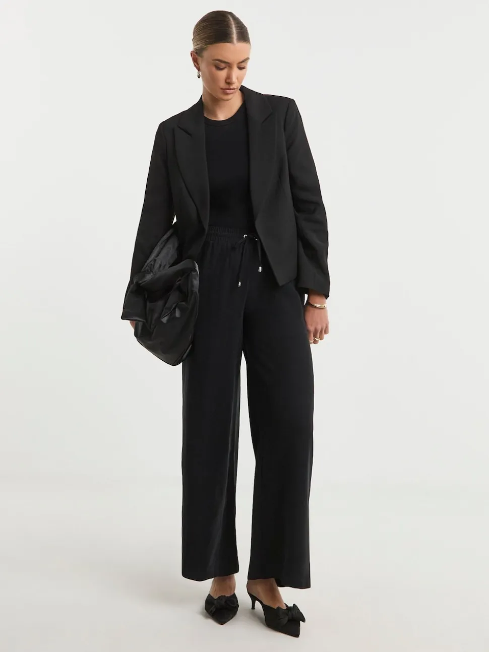 Simply Be Black Oversized Cropped Blazer