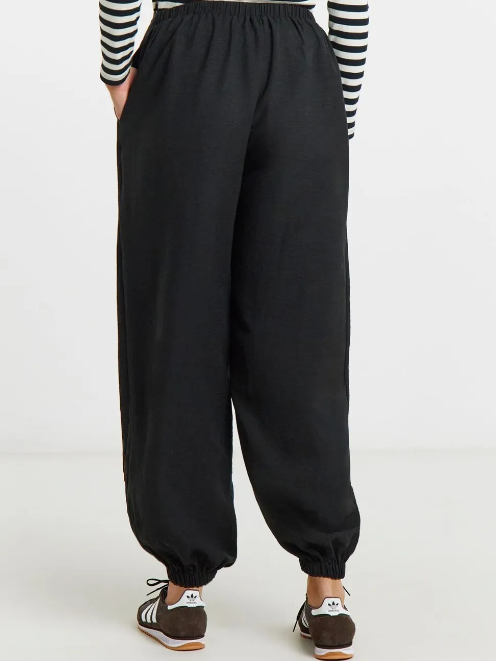Simply Be Black Texture Balloon Trousers