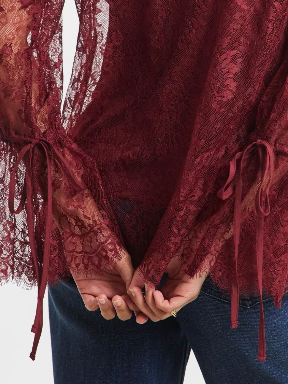 Simply Be Red Eyelash Lace Top With Sleeve Detail