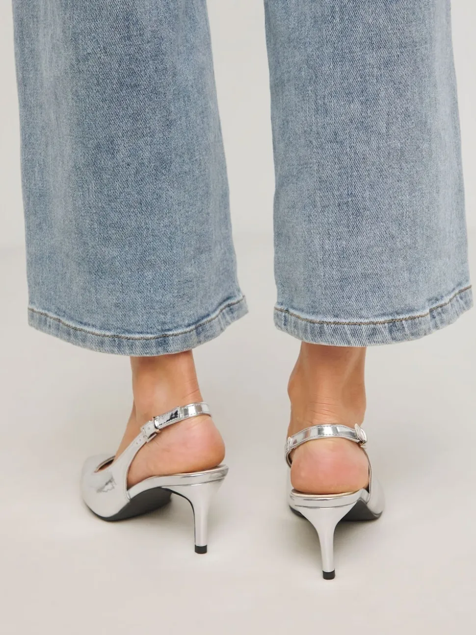 Simply Be Silver Extra Wide Fit Slingback Court Shoes