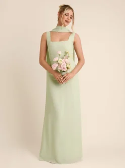 Six Stories Green Square Neck Crepe Bridesmaid Dress with Neck Scarf
