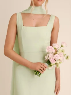 Six Stories Green Square Neck Crepe Bridesmaid Dress with Neck Scarf