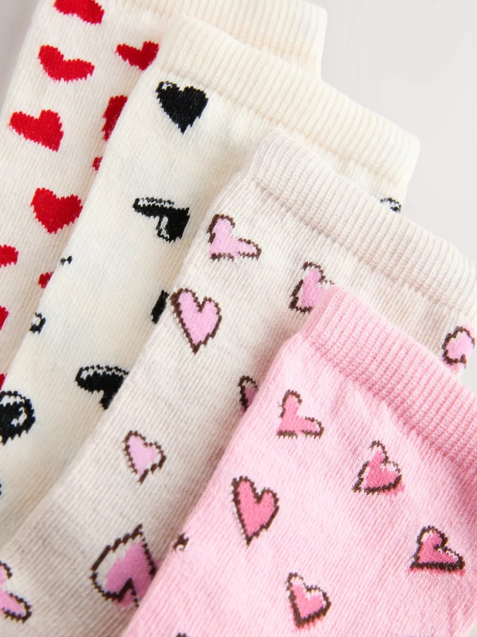 Sketchy Heart Ankle Socks 4 Pack