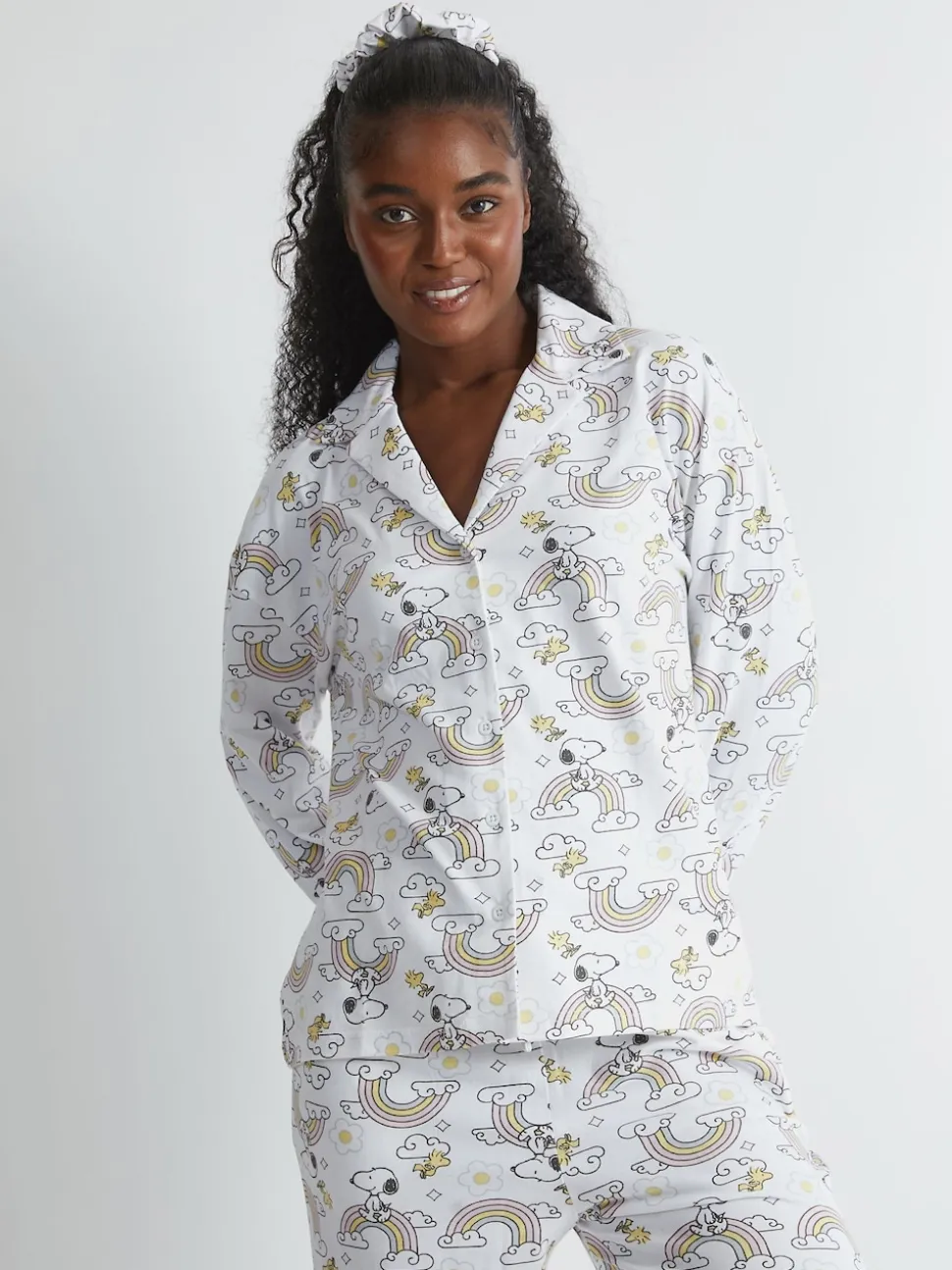 Skinnydip White Peanuts x Skinnydip Snoopy Rainbow Print Pyjama Set in Ecru