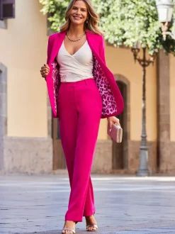 Sosandar Pink Petite Leopard Print Lining Blazer