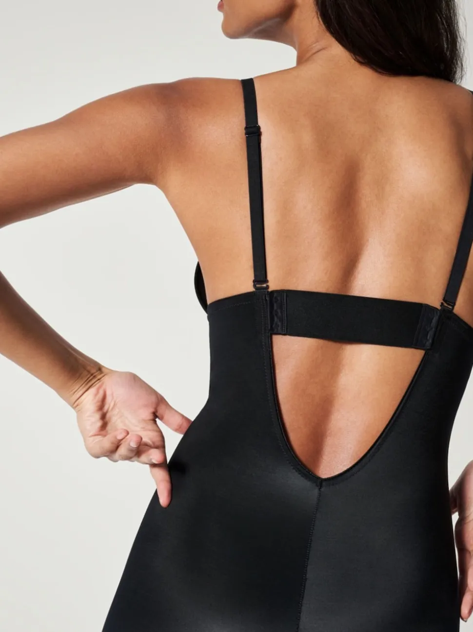 SPANX Black Plunge