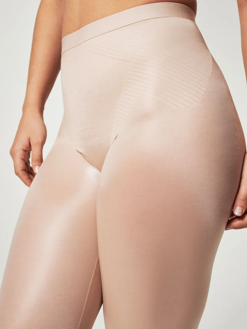 SPANX Nude SPANXshape™ Invisible Footless Legging