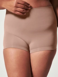SPANXshape™ Extra Ordinary Boy Shorts