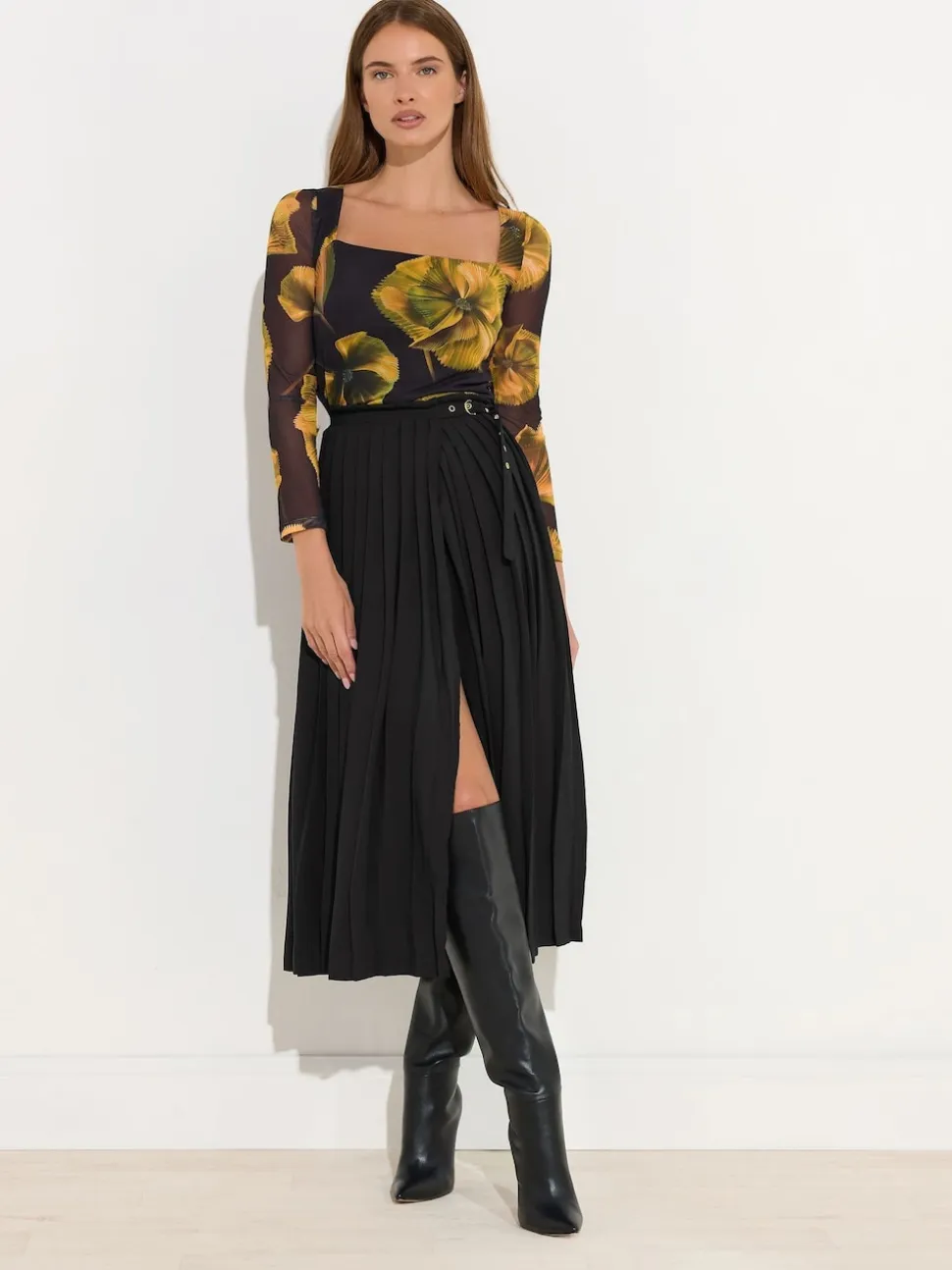 Star by Julien MacDonald Black Pleated Maxi Skirt