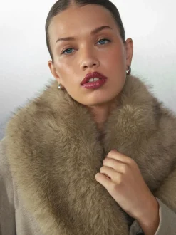 Stone Belted Coat with Faux Fur Detachable Collar