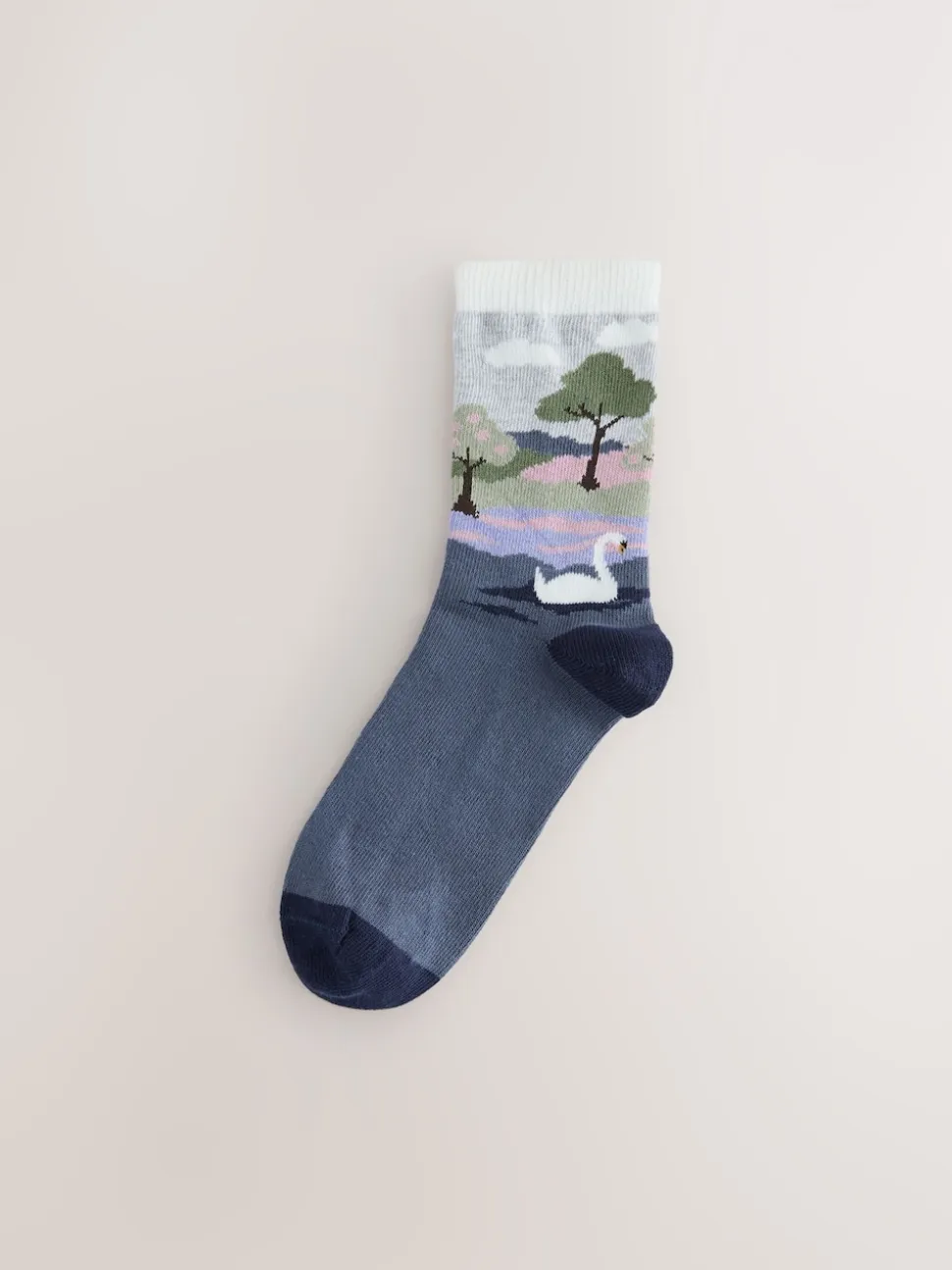 Swan Scene Warm Handle Cotton Ankle Socks 2 Pack