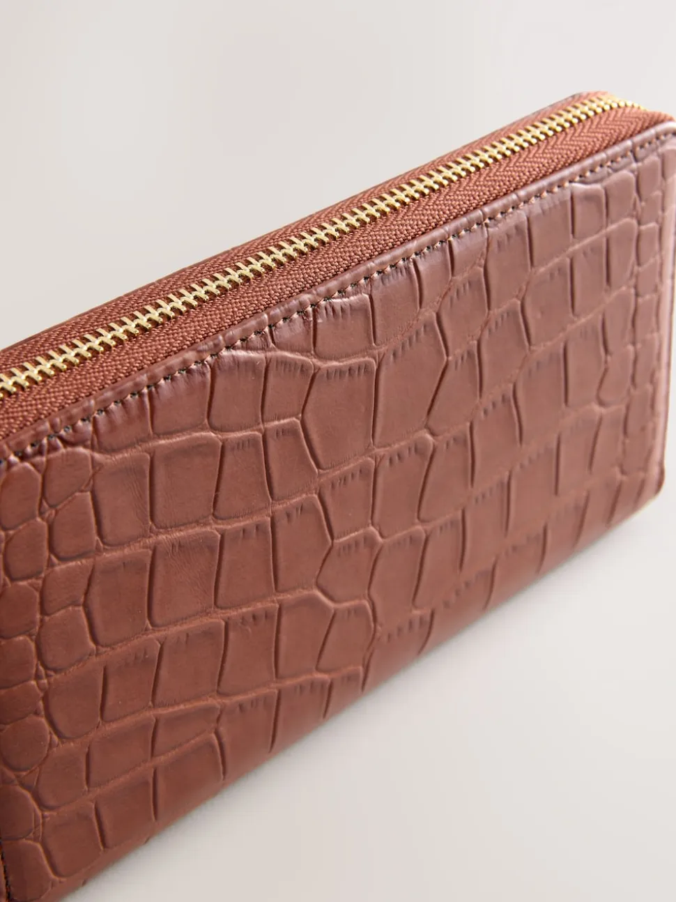 Tan/Brown Croc Effect Zip Around Purse