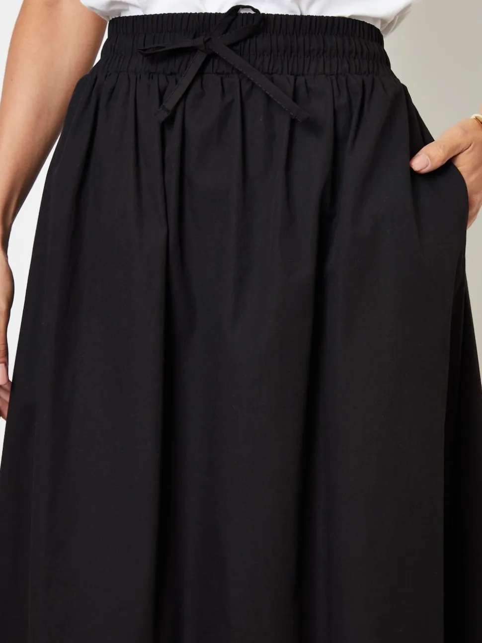 Threadbare Black Cotton Poplin Tie Waist Skirt with Pockets