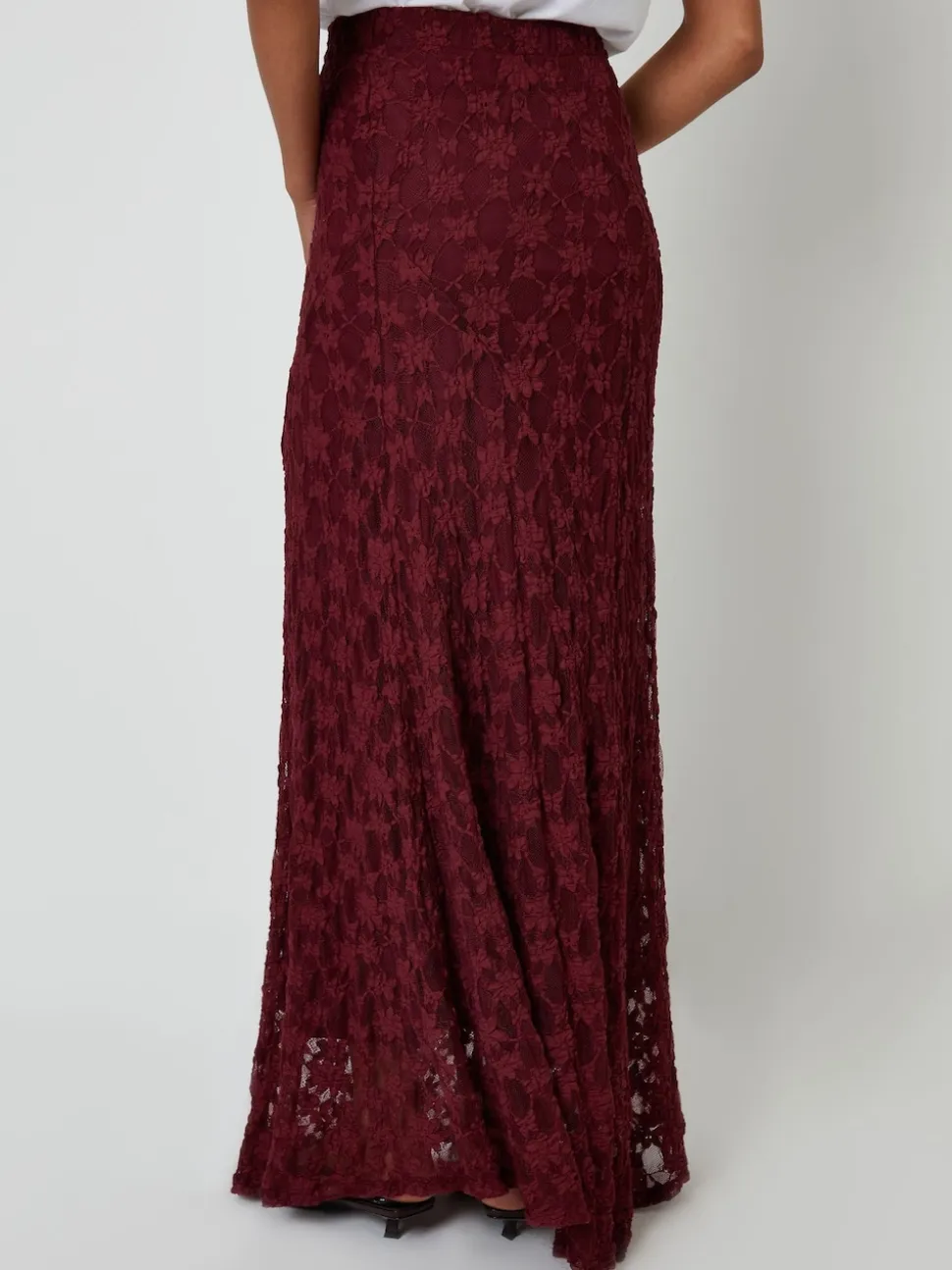 Threadbare Red Pull On Lace Maxi Skirt