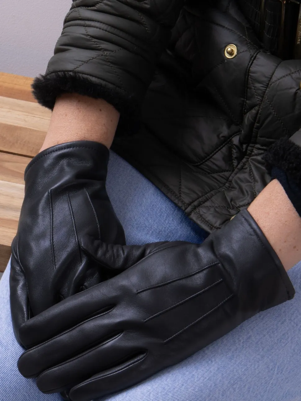 Totes Black 3 Point Smartouch Winter Leather Gloves