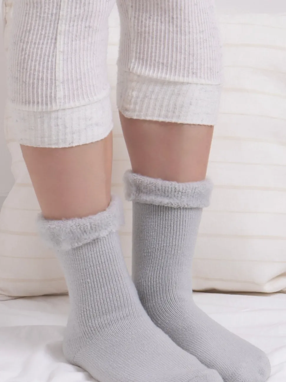 Totes Natural Ladies Brushed Thermal Bed Socks 2 Pack