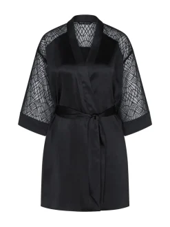 Triumph Black A Weekend to Remember Robe