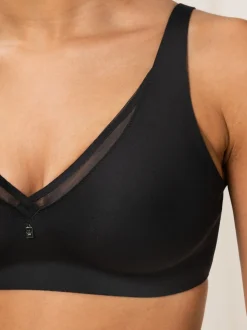 Triumph Black Non Wired True Shape Sensation Minimizer Bra