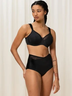 Triumph Black Wired True Shape Sensation Minimizer Bra