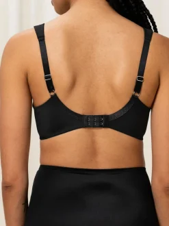 Triumph Black Wired True Shape Sensation Minimizer Bra