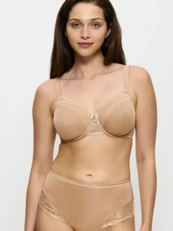 Triumph Nude Ladyform Soft Minimiser Wired Bra